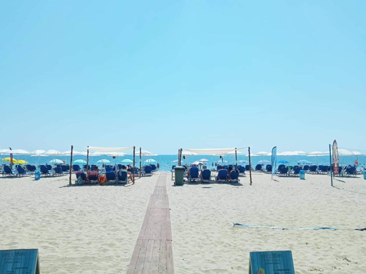 Hotel Thermaikos โครินอส ภายนอก รูปภาพ